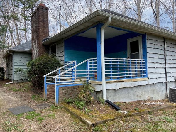 23 Old Farm School Road , Asheville, NC 28805