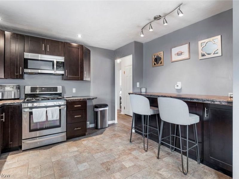 7427 Wefel Avenue, Brooklyn, OH 44144 Photo 10