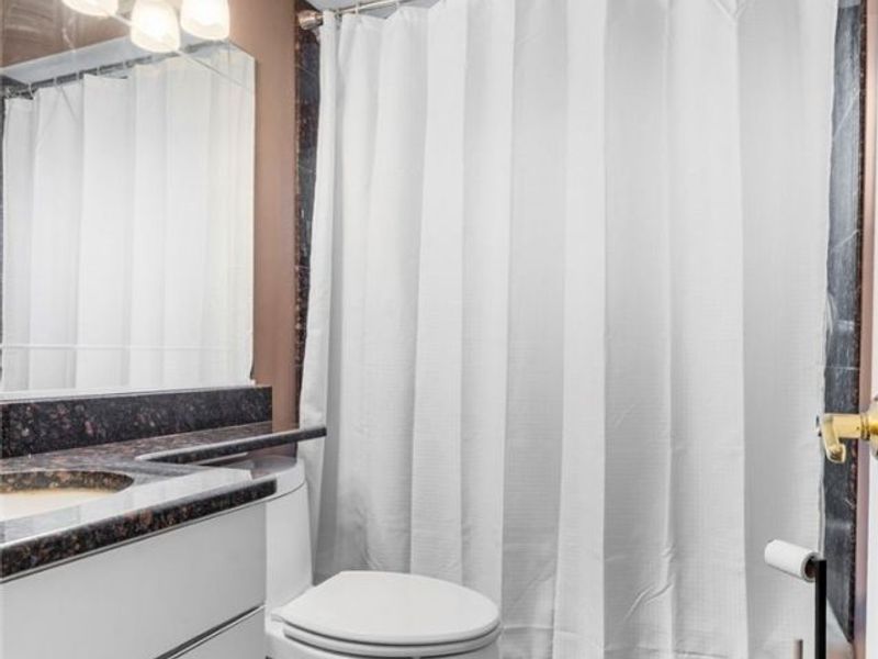 7427 Wefel Avenue, Brooklyn, OH 44144 Photo 13