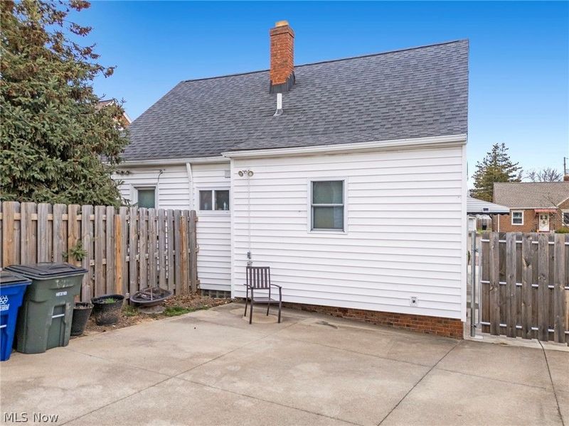 7427 Wefel Avenue, Brooklyn, OH 44144 Photo 22