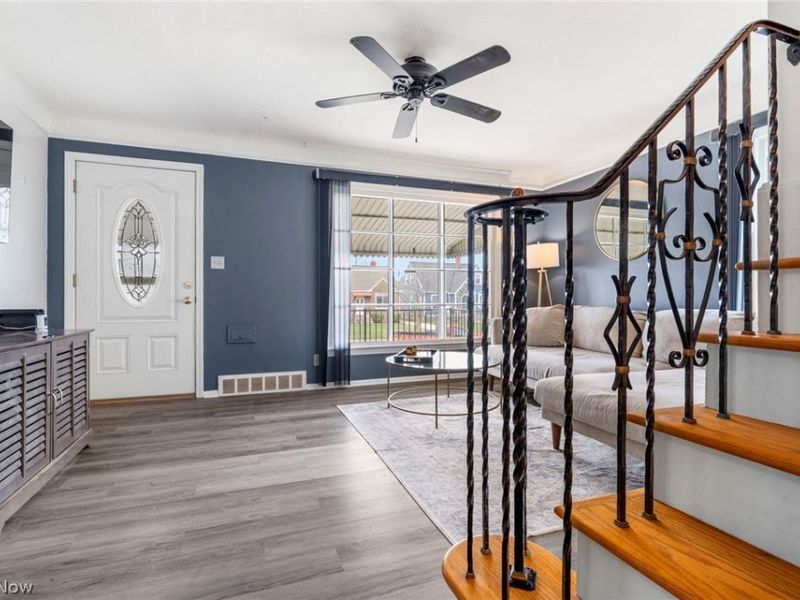 7427 Wefel Avenue, Brooklyn, OH 44144 Photo 7