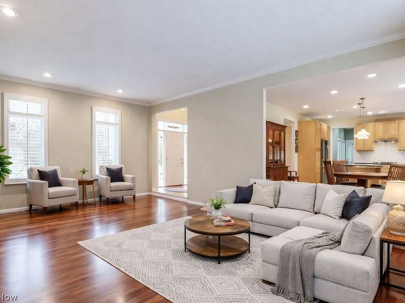 388 W Saint Andrews Drive, Highland Heights, OH 44143 Photo 10