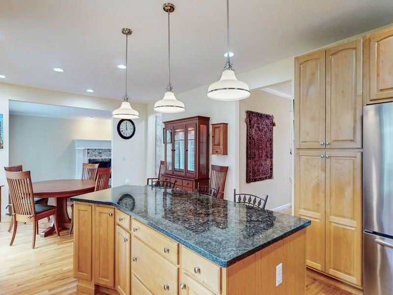 388 W Saint Andrews Drive, Highland Heights, OH 44143 Photo 18