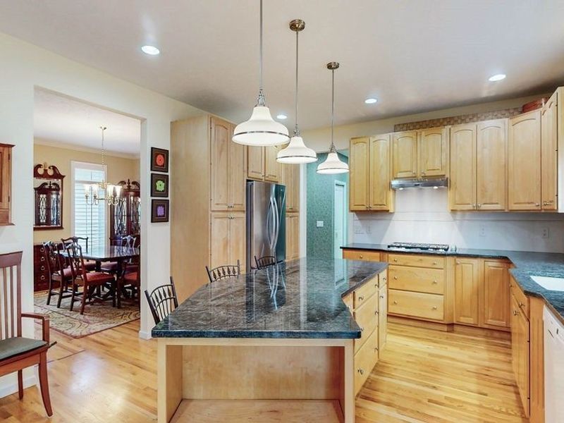 388 W Saint Andrews Drive, Highland Heights, OH 44143 Photo 20