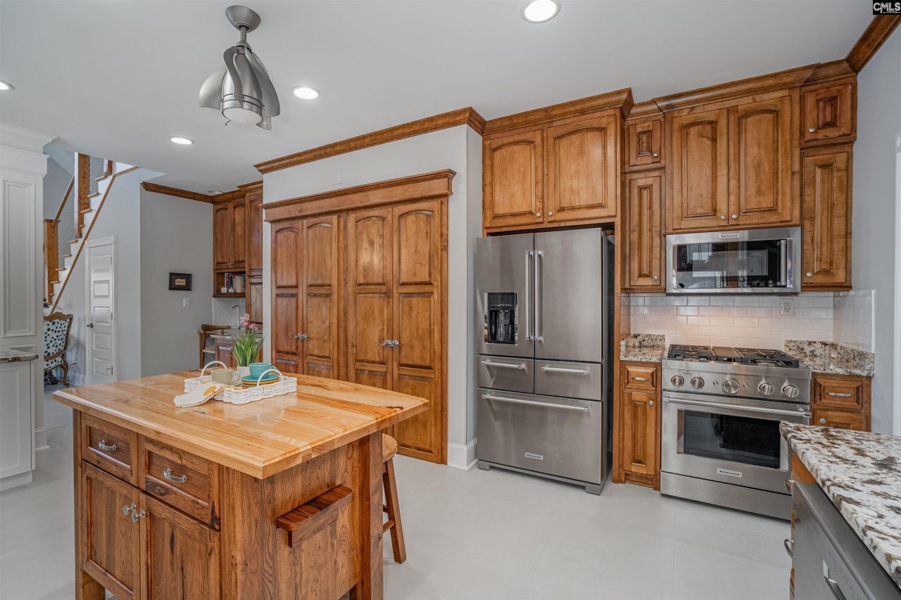 416 W Point Drive  Photo 15