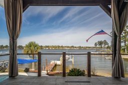 416 W Point Drive  photo 4