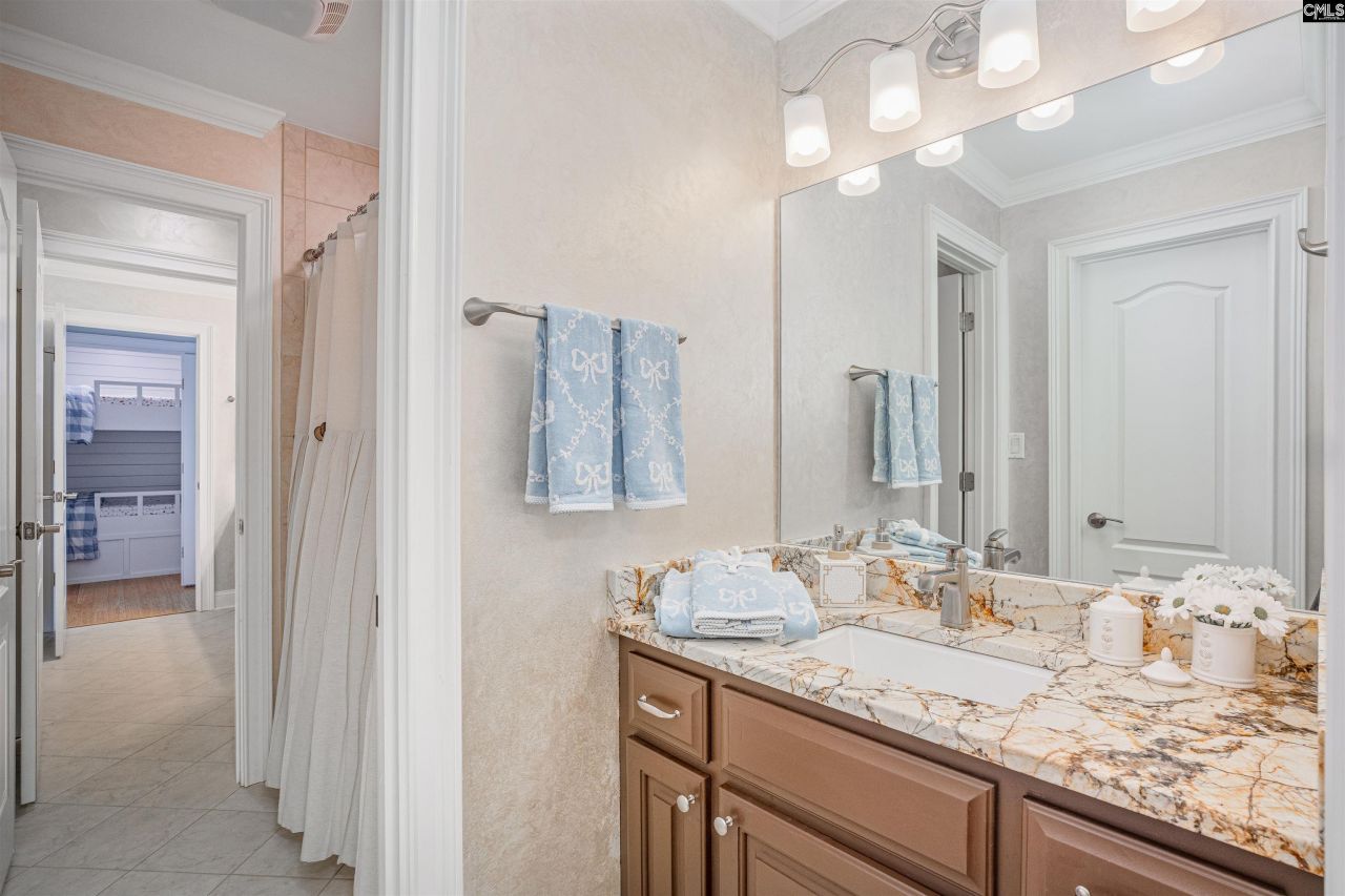 416 W Point Drive  Photo 30