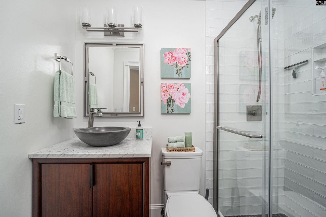 416 W Point Drive  Photo 44