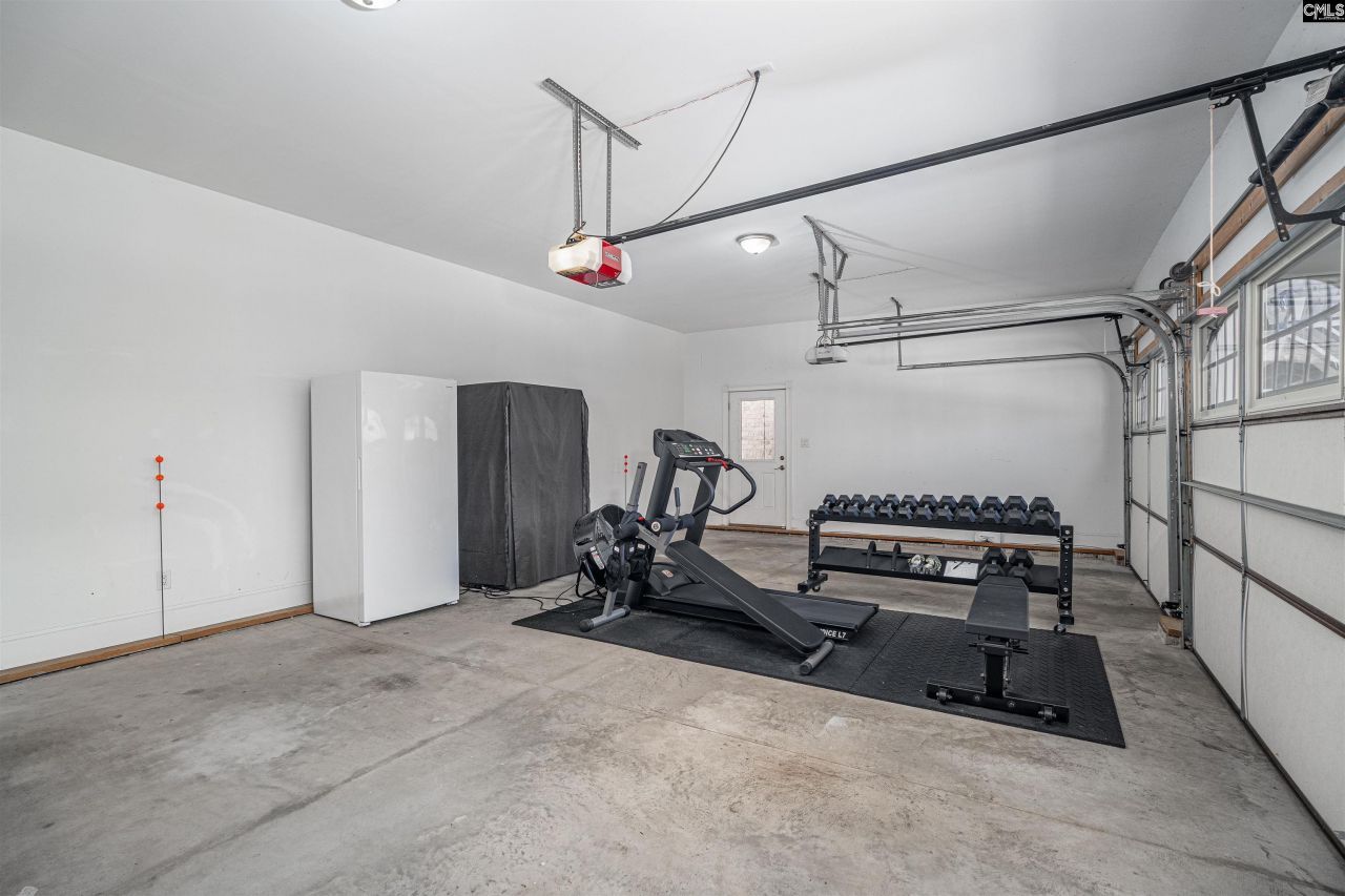 416 W Point Drive  Photo 45