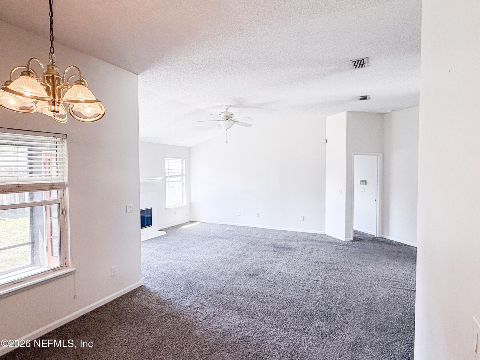 6112 Winding Bridge Drive, Jacksonville, FL 32277 Photo