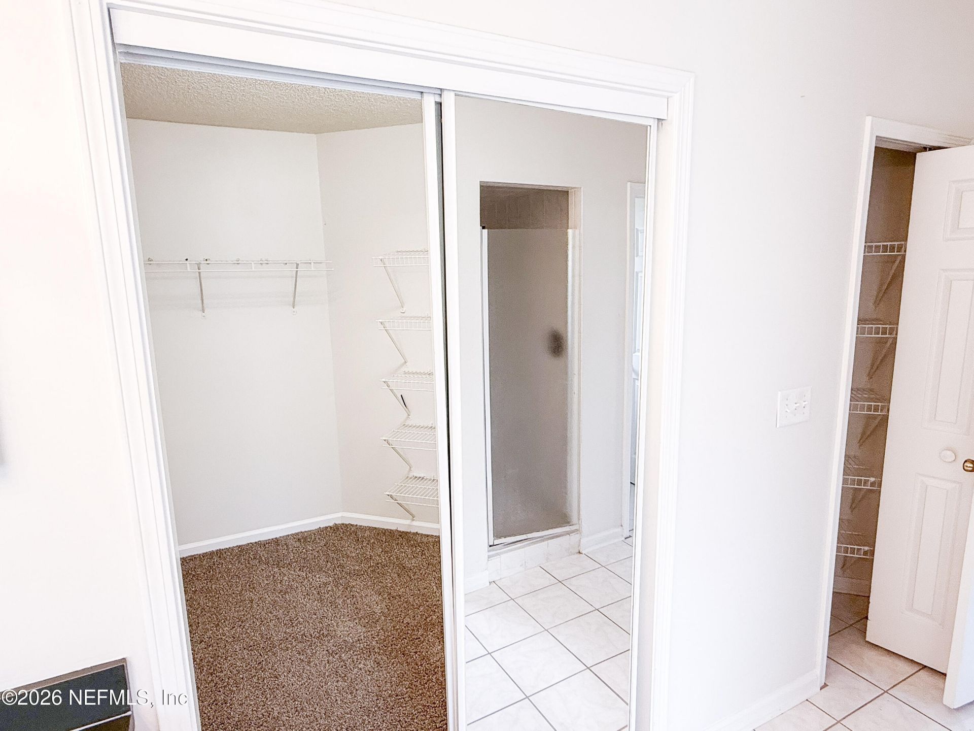 6112 Winding Bridge Drive, Jacksonville, FL 32277 Photo
