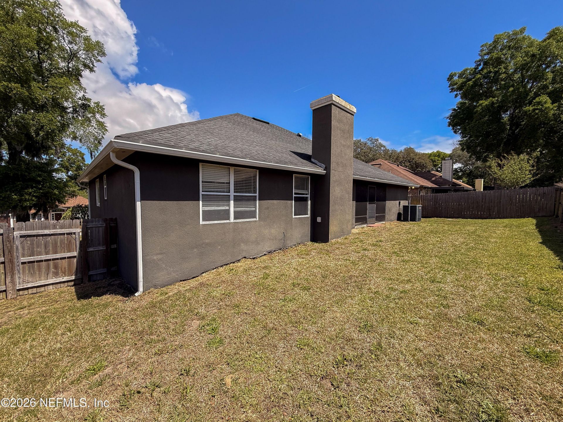 6112 Winding Bridge Drive, Jacksonville, FL 32277 Photo