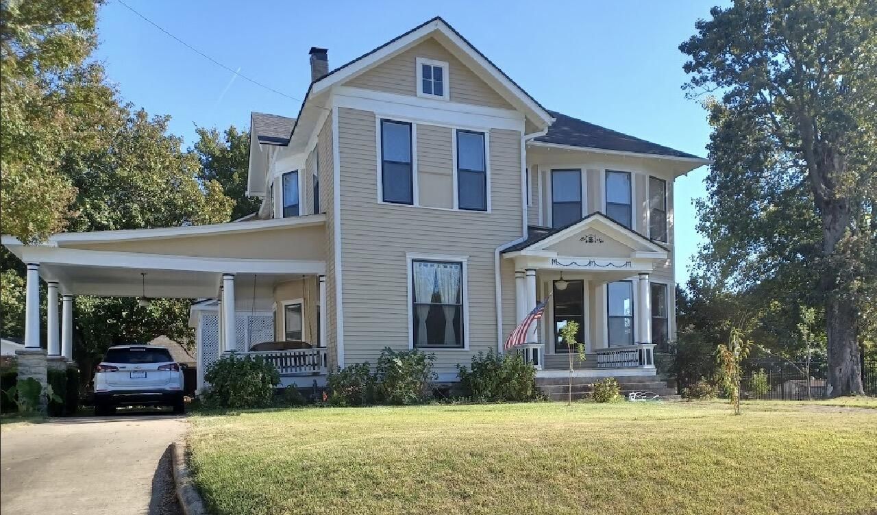 1014 E Main Street Batesville, AR 72501