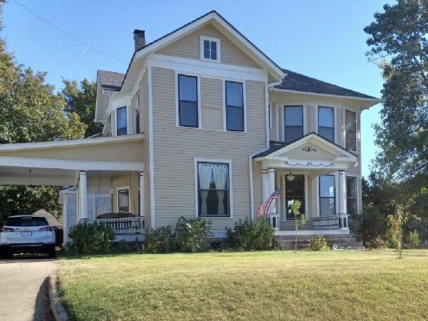 1014 E Main Street, Batesville, AR 72501