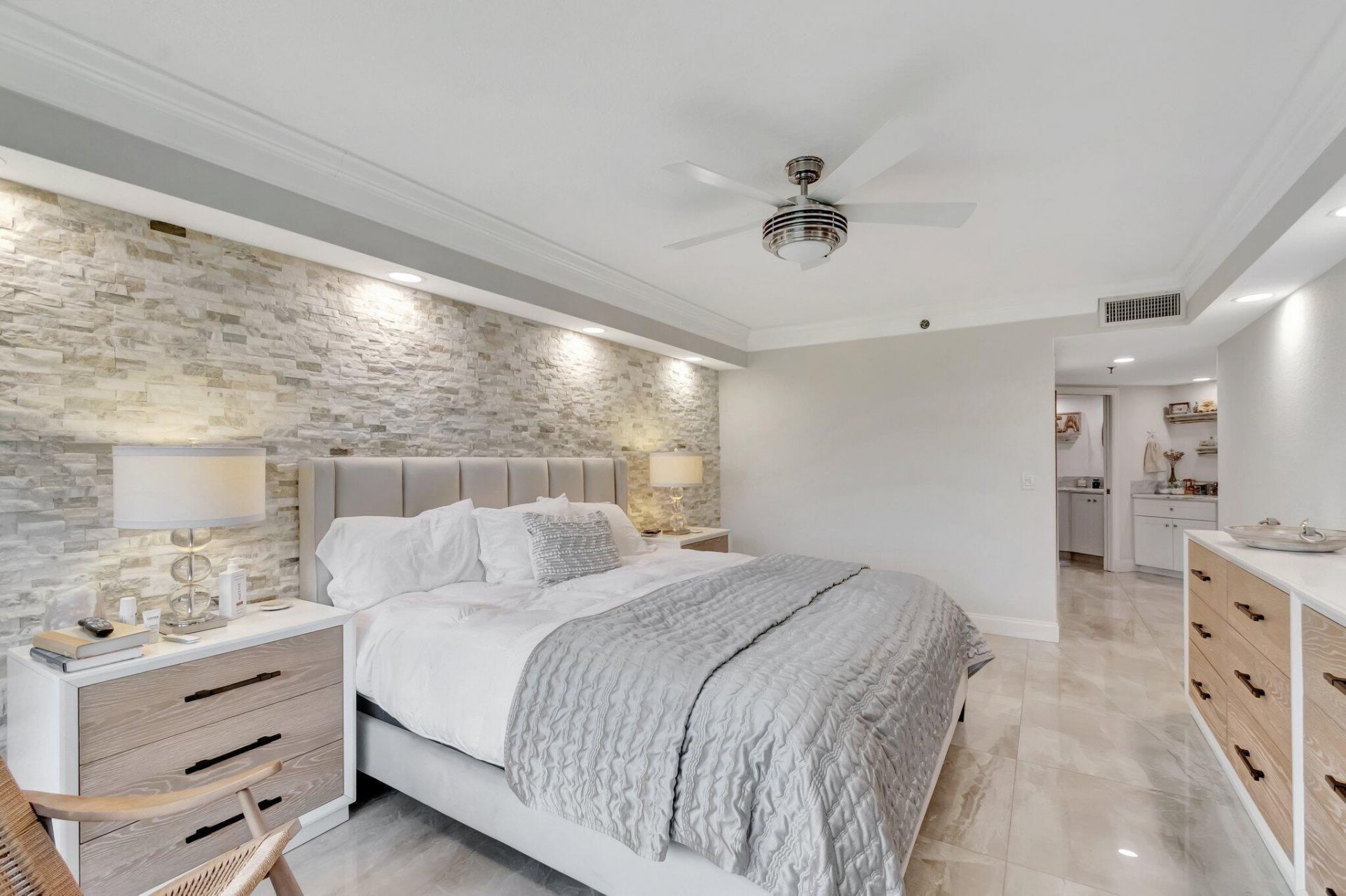 5279 S Fountains Dr S S, Unit 304, Lake Worth, FL 33467 Photo