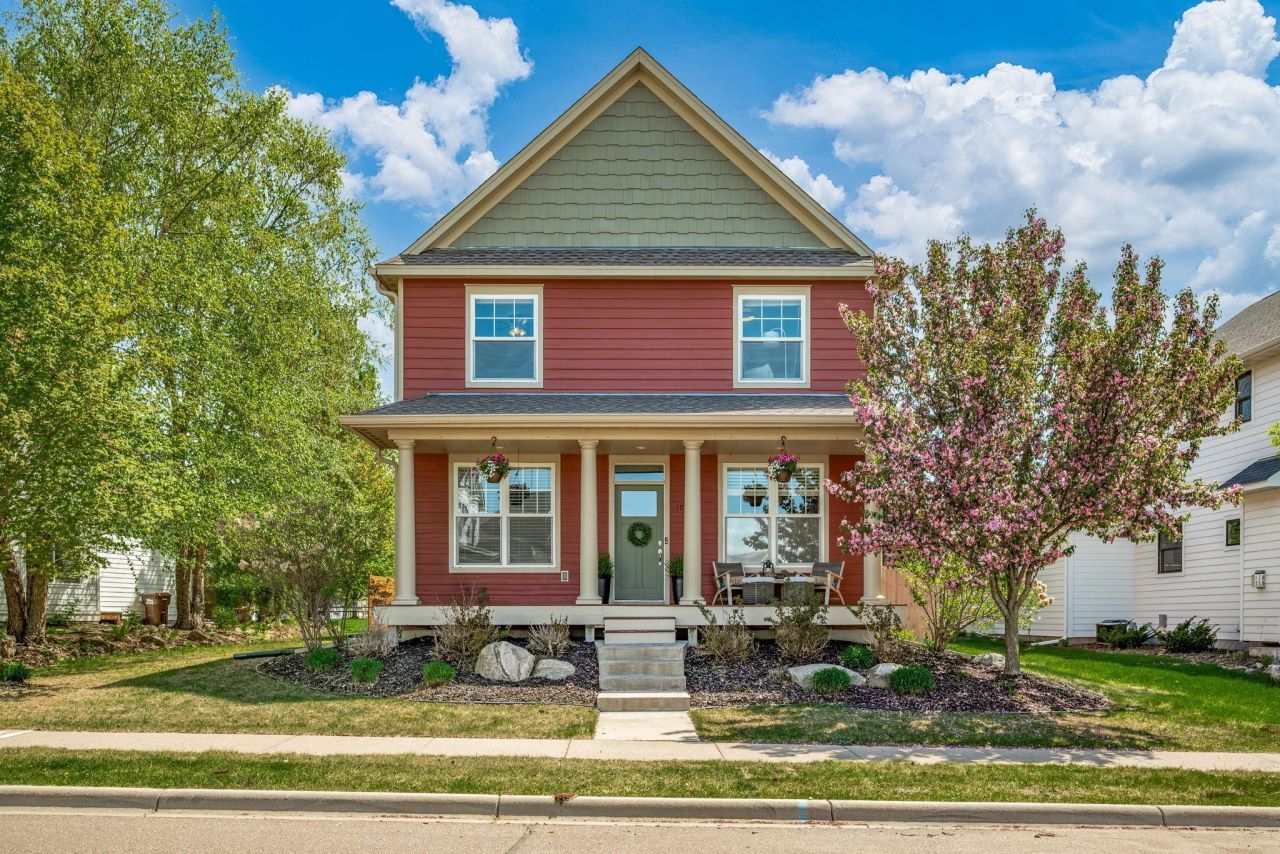 1013 Planters Path Bayport, MN 55003