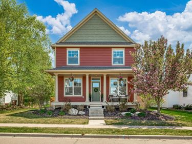 1013 Planters Path, Bayport, MN 55003