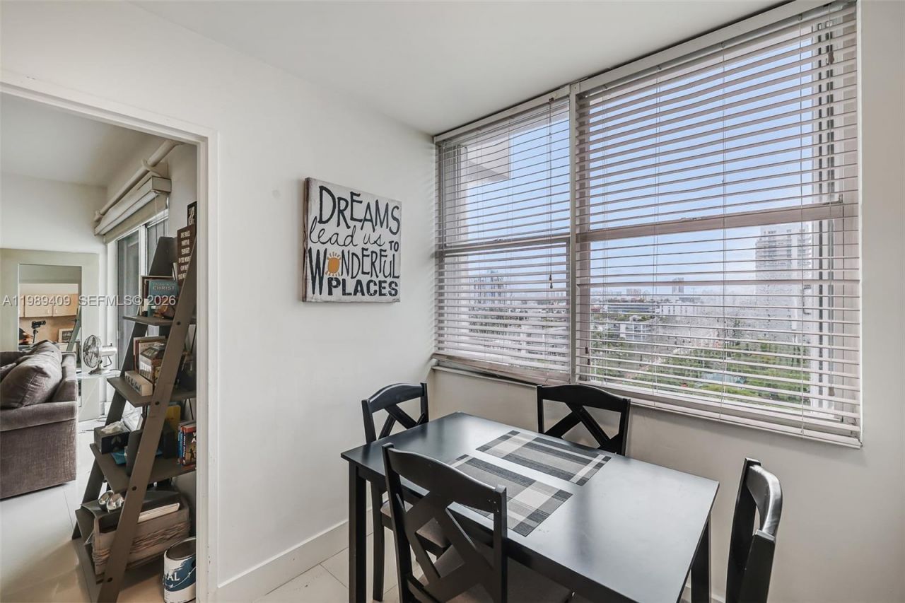 3 Island Ave , Unit 14A, Miami Beach, FL 33139 Photo