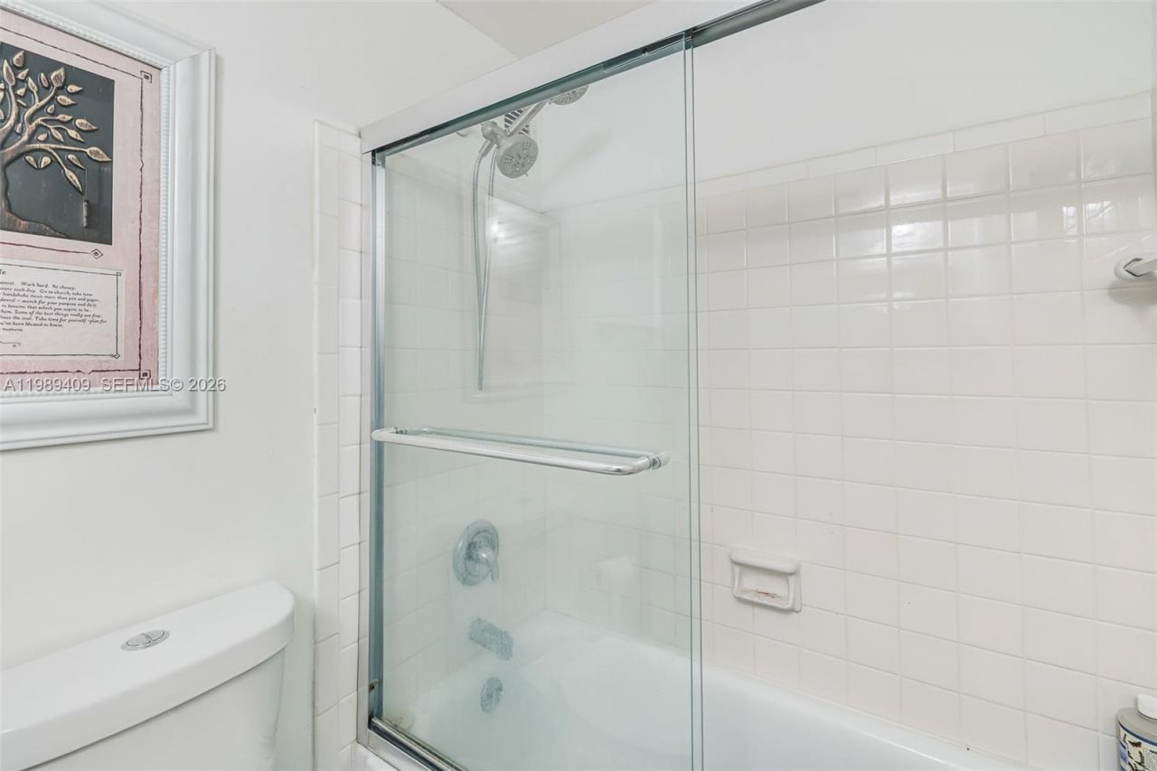 3 Island Ave , Unit 14A, Miami Beach, FL 33139 Photo