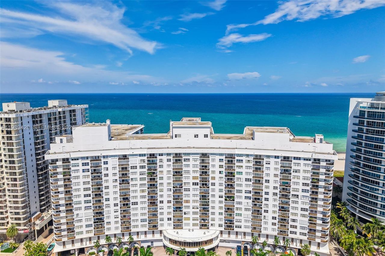 6039 Collins Ave , Unit 833, Miami Beach, FL 33140 Photo