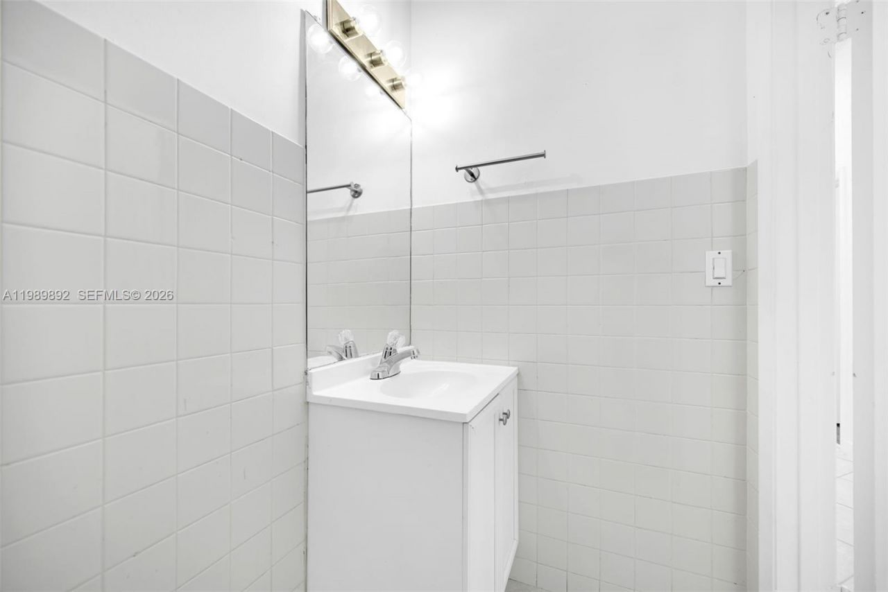 3801 N University Dr, Unit 502, Sunrise, FL 33351 Photo