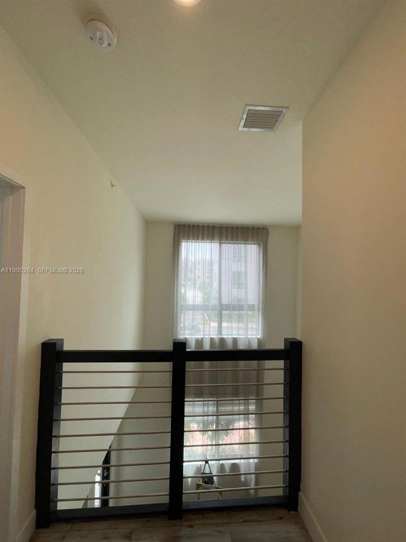 4700 NW 84th Ave , Unit 17, Doral, FL 33166 Photo