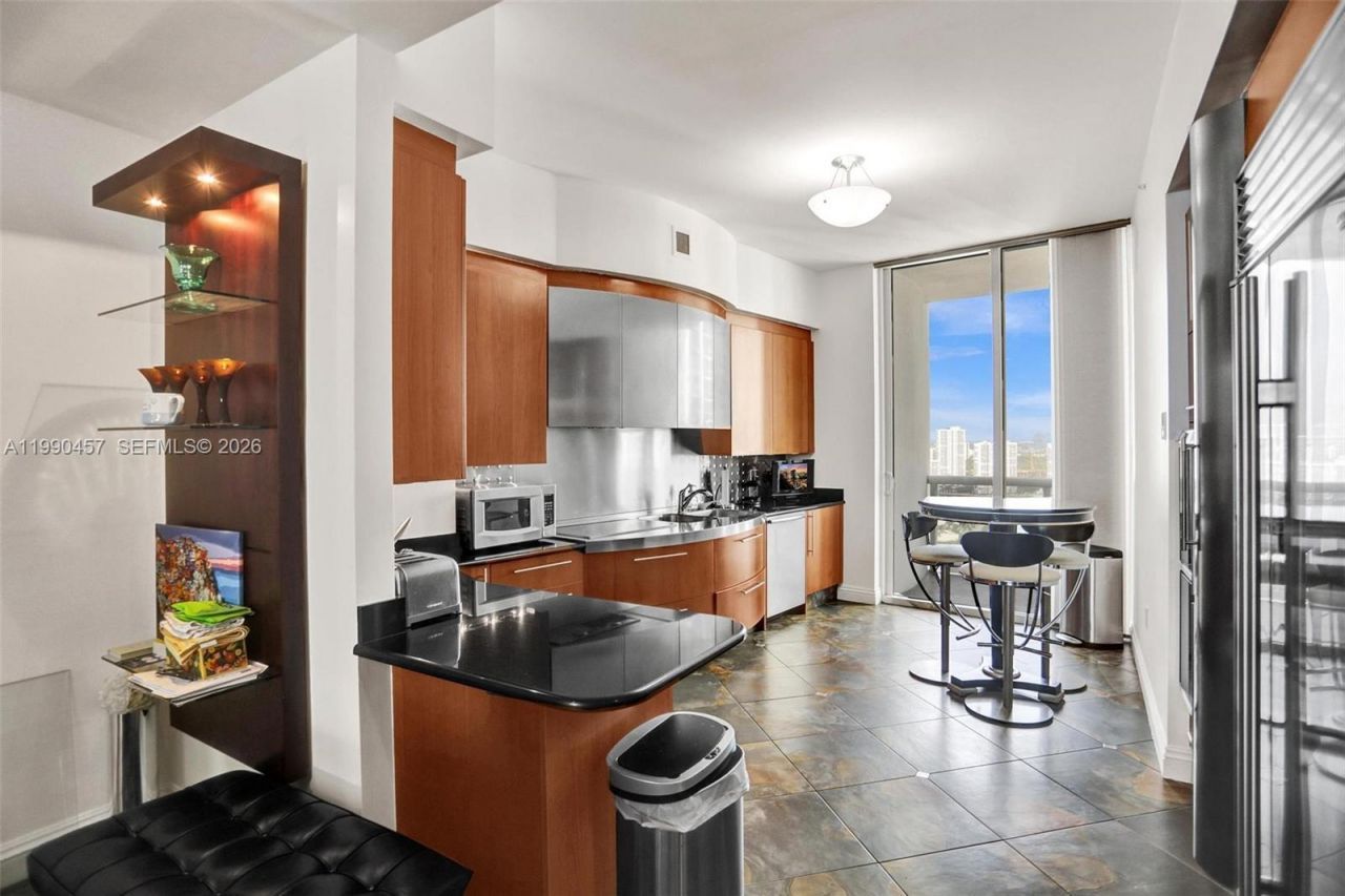 18101 Collins Ave , Unit 4106 + Cab, Sunny Isles Beach, FL 33160 Photo