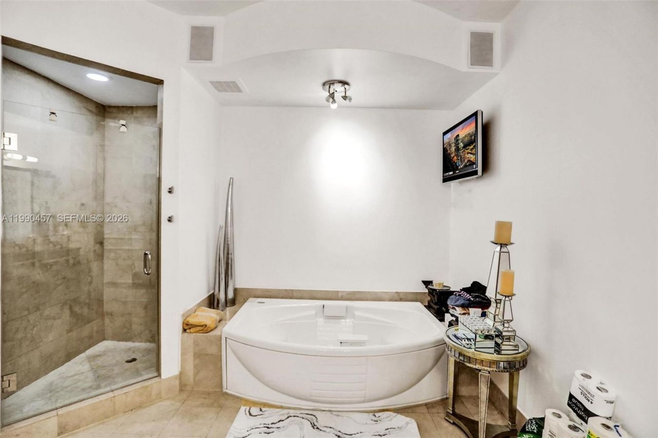 18101 Collins, Unit 4106 +Caba, Sunny Isles Beach, FL 33160 Photo