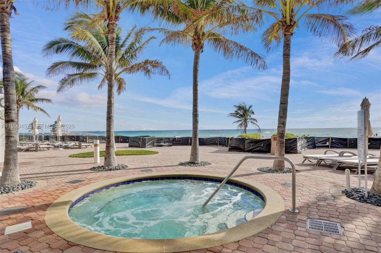 18101 Collins Ave , Unit 4106 + Cab, Sunny Isles Beach, FL 33160 Photo