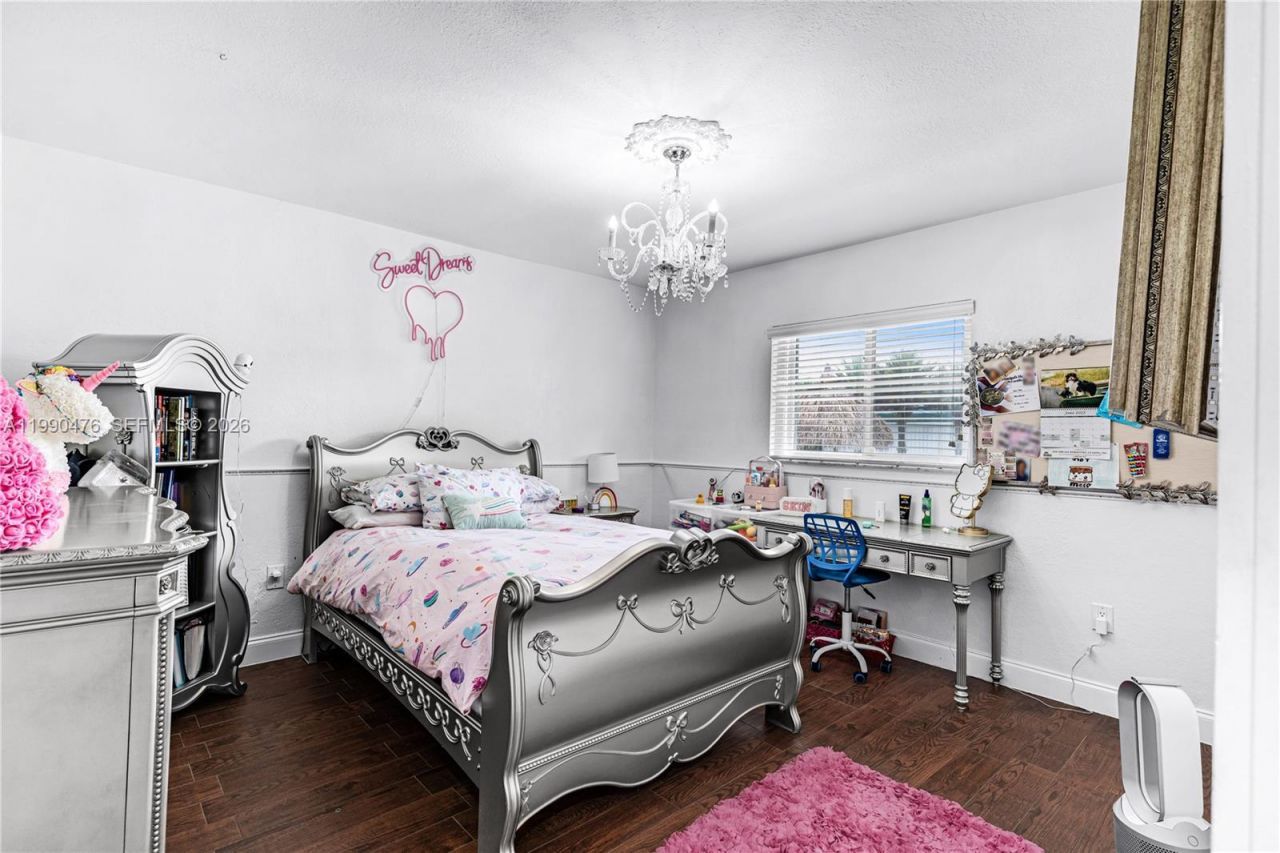 18851 SW 218th St, Miami, FL 33170 Photo