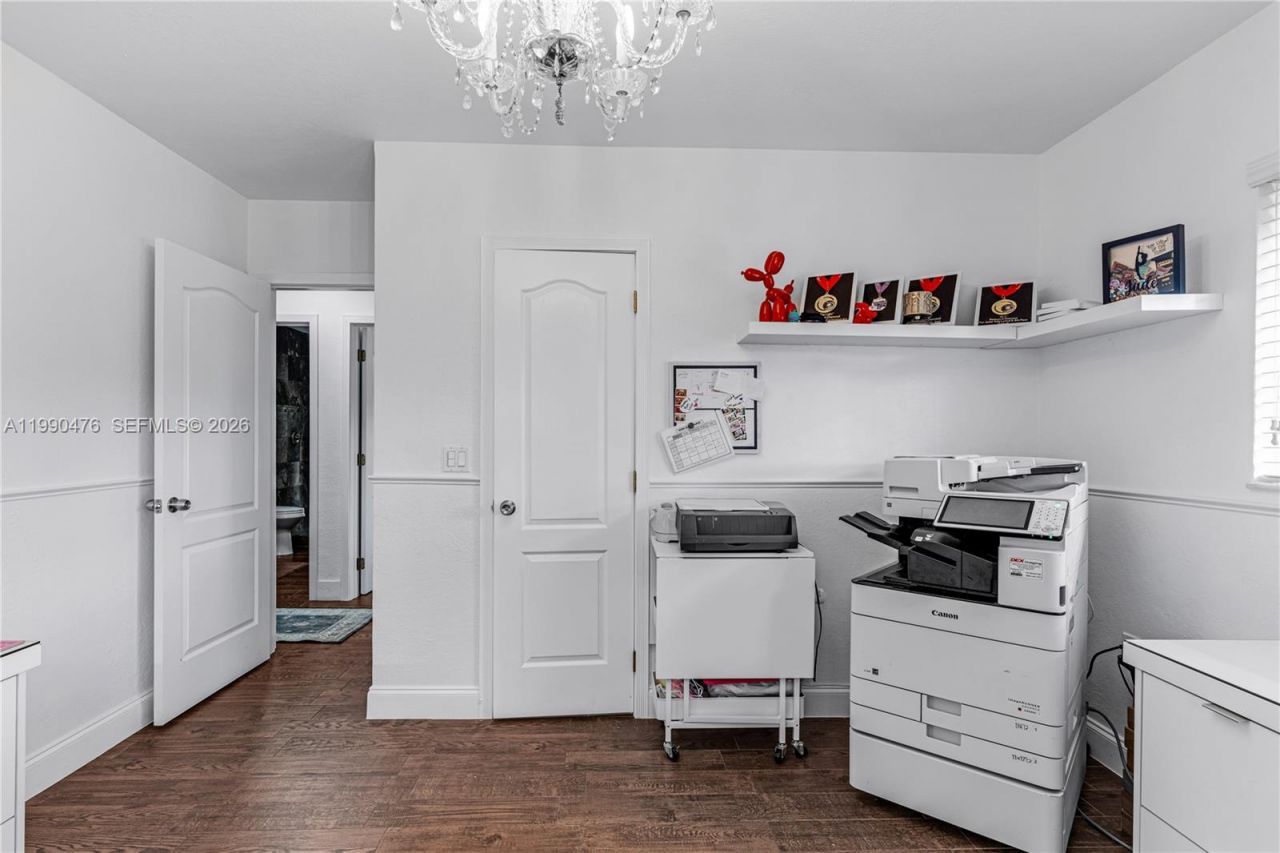 18851 SW 218th St, Miami, FL 33170 Photo