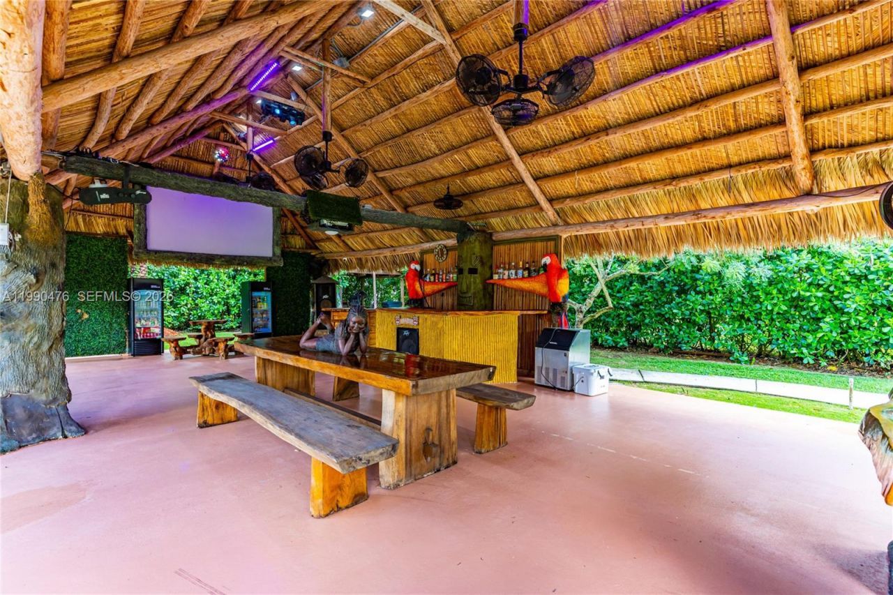 18851 SW 218th St, Miami, FL 33170 Photo