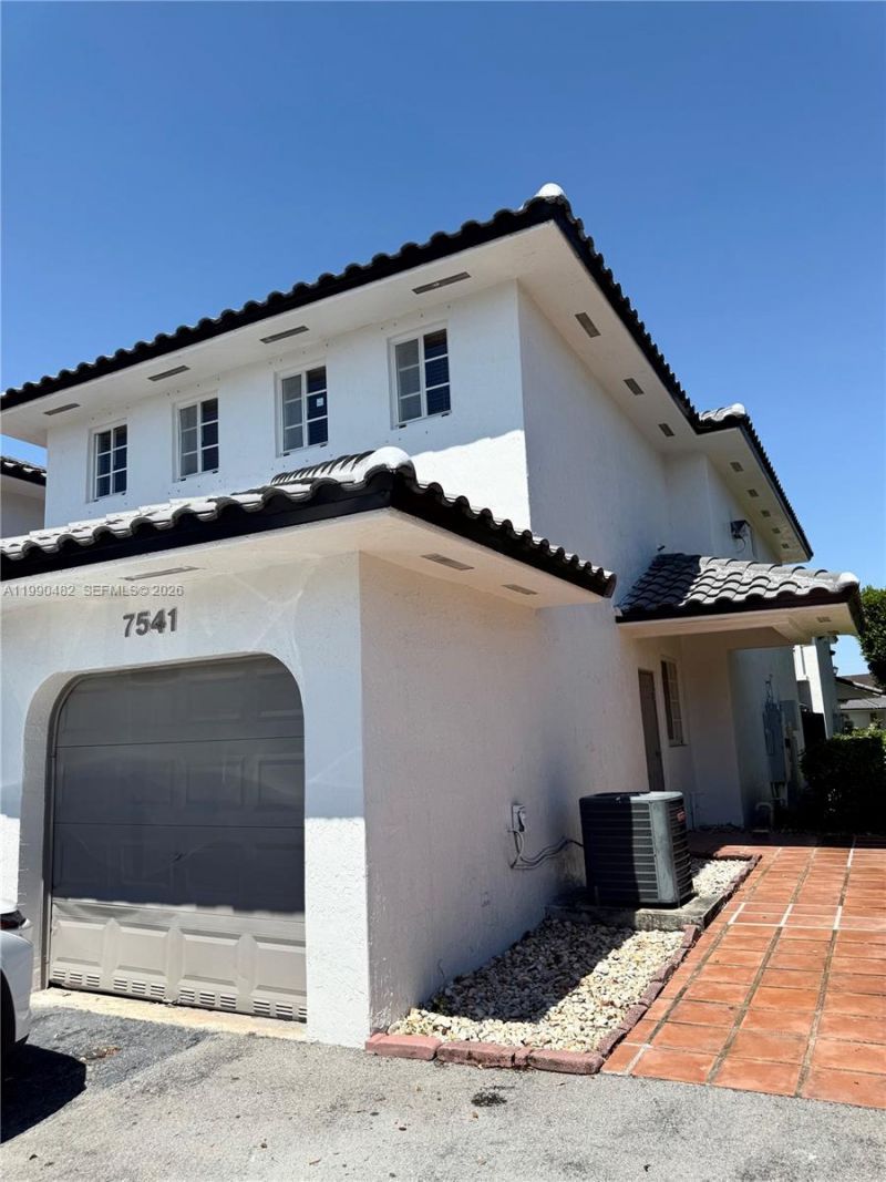 7541 NW 176th Terr, Unit 7541, Hialeah, FL 33015 Main Photo