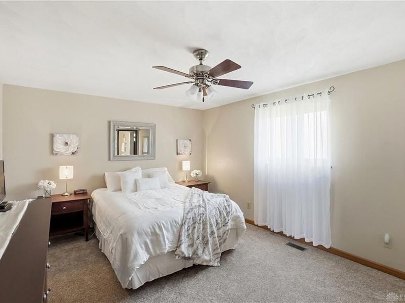 1221 Nassau Drive, Miamisburg, OH 45342 Photo 14