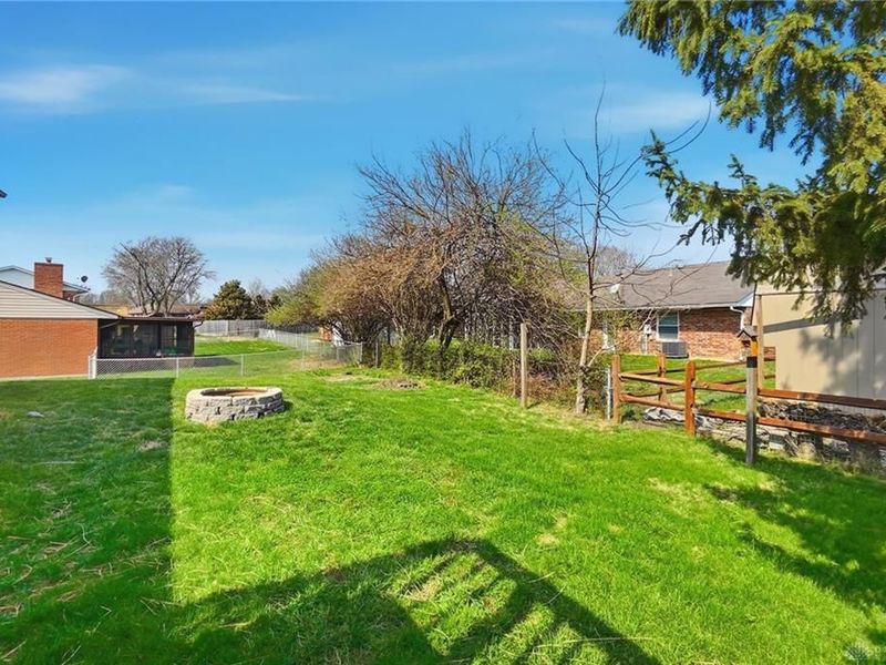 1221 Nassau Drive, Miamisburg, OH 45342 Photo 33