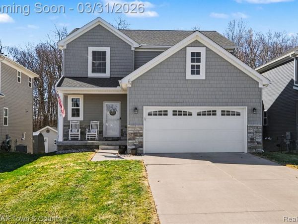 2109 Middle Ridge, Holly Twp, MI 48442