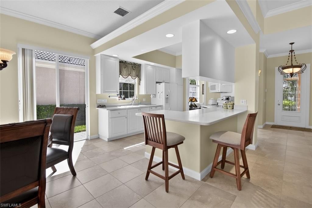 7919 Valentina Ct, Naples, FL 34114 Photo