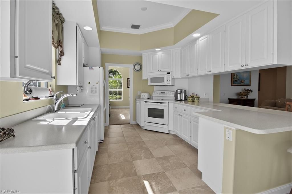 7919 Valentina Ct, Naples, FL 34114 Photo