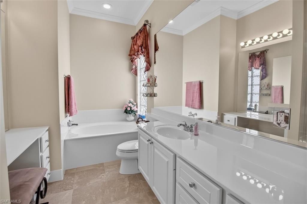 7919 Valentina Ct, Naples, FL 34114 Photo