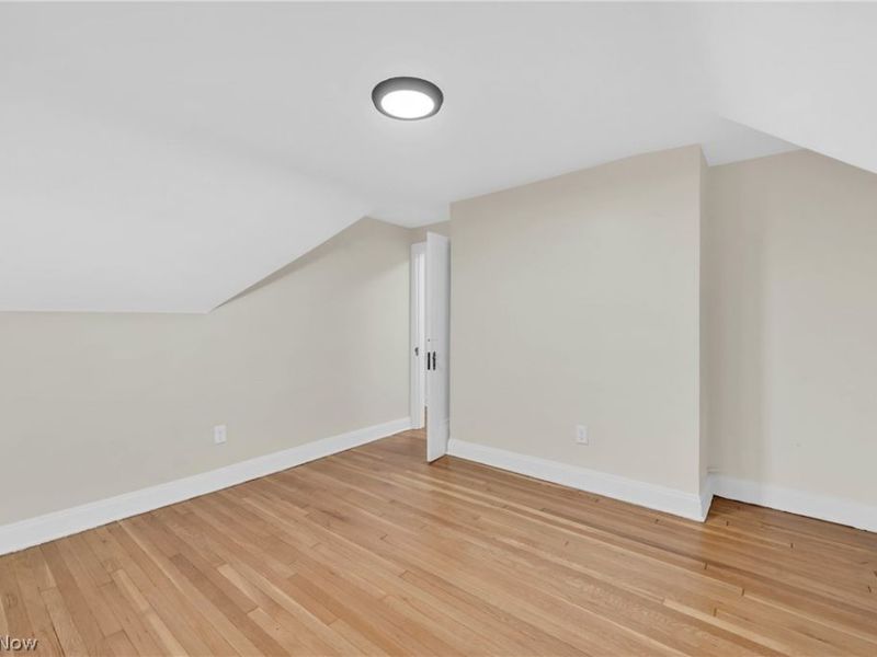 967 Oakland Avenue, Akron, OH 44310 Photo 37