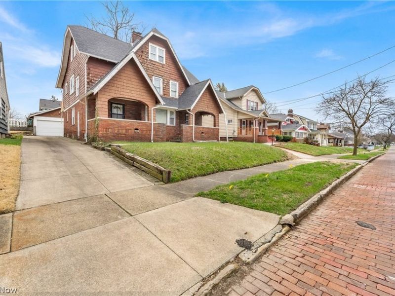 967 Oakland Avenue, Akron, OH 44310 Photo 4