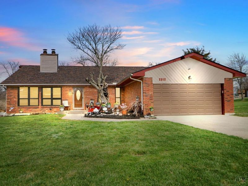 2312 Bevington Lane, Hamilton, OH 45013 Photo 2