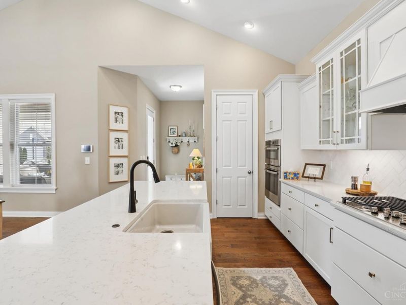 4986 Concorde Alley, Cincinnati, OH 45242 Photo 24