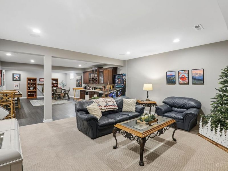 4986 Concorde Alley, Cincinnati, OH 45242 Photo 38