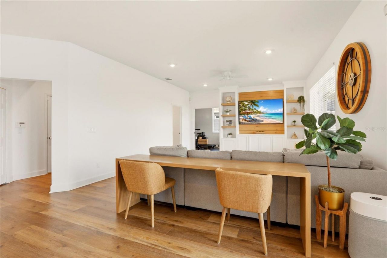 6007 43rd Court E, Bradenton, FL 34203 Photo