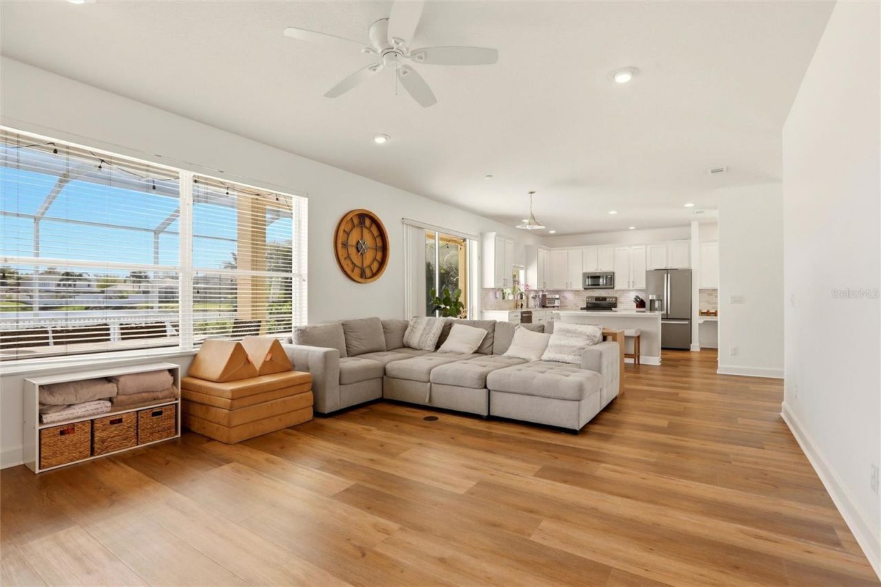 6007 43rd Court E, Bradenton, FL 34203 Photo