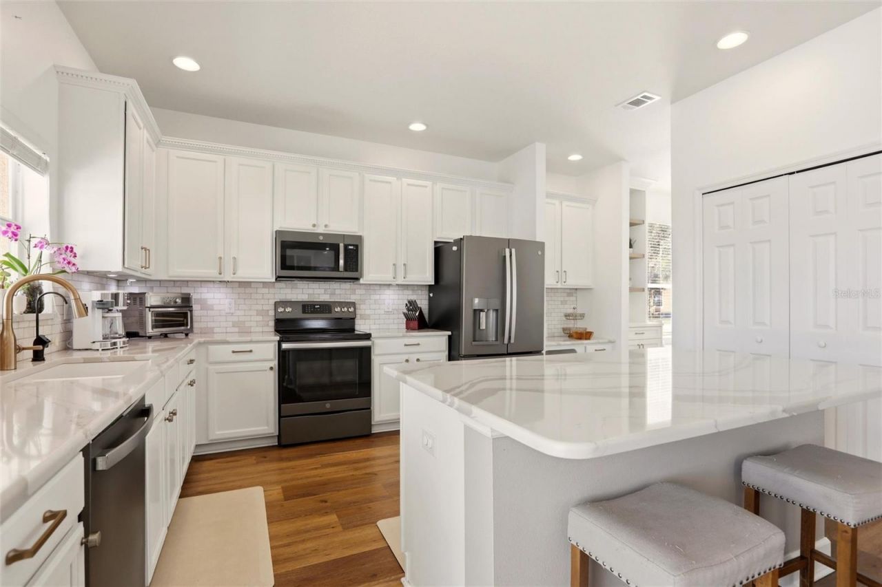 6007 43rd Court E, Bradenton, FL 34203 Photo