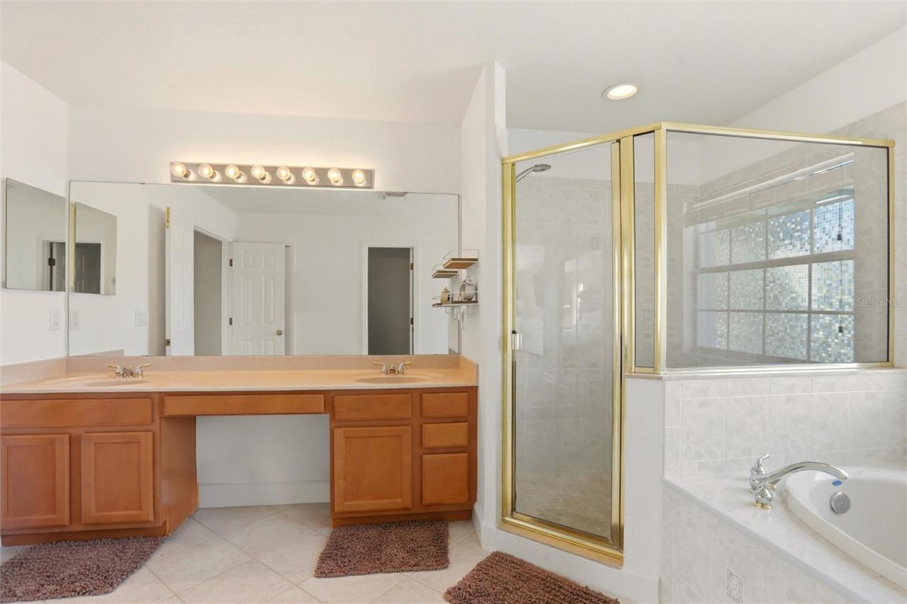 6007 43rd Court E, Bradenton, FL 34203 Photo