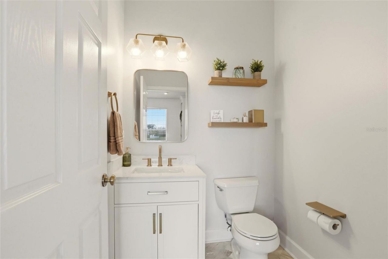 6007 43rd Court E, Bradenton, FL 34203 Photo