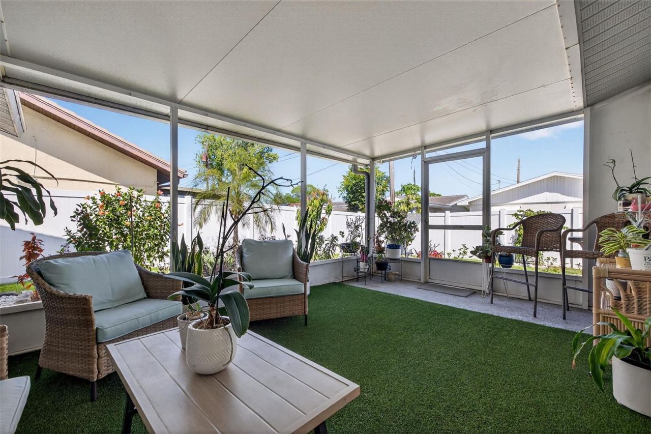 10275 113th Street, Seminole, FL 33778 Photo